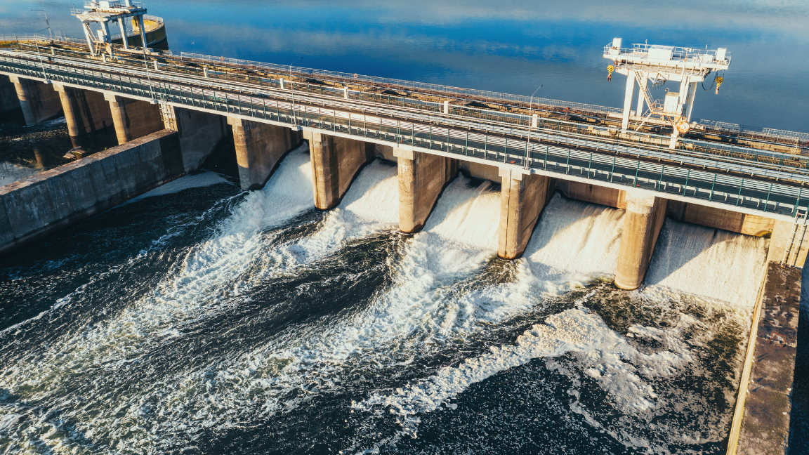 A hgh angle image of a hydroelectric dam